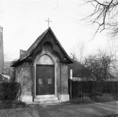  Kapel ter ere van de Sint Pieter, Kemphoekstraat Bazel