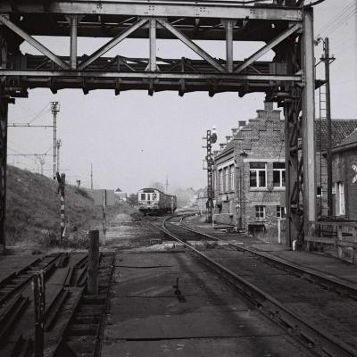 Spoorlijn 59 Station Lokeren, vertrek dieselmotorwagen