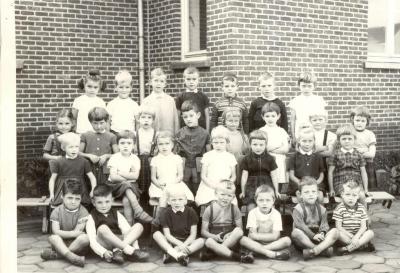 Klasfoto uit 1963, Stedelijke Basisschool Spoele
