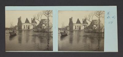 Stereobeeld Gustaaf Drossens, Ramskapelle: S/S van groot Koothuis, "Ferme Pieter Gheroy" Waarnemingspost voor artillerie in eene der schouwen. 
